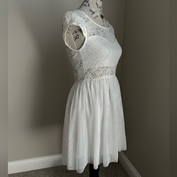 Bailey Blue White Lace Dress - Picture 2 of 11